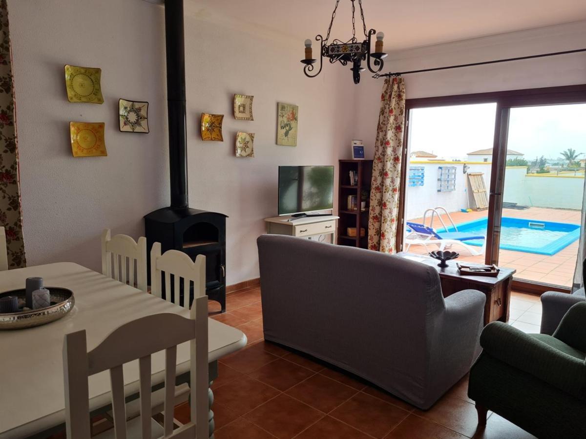 Chalet Las Adelfas Chaparrillo Conil De La Frontera Exterior foto